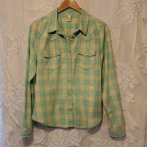 Forever 21 snap up plaid top